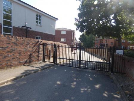 Royle Green Road, Northenden, M22