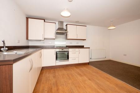 2 bedroom Flat to let in Old Market Street, Manchester, M9