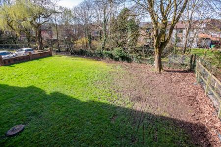 2 bedroom Apartment for sale in Roch Bank, Manchester, Blackley, M9