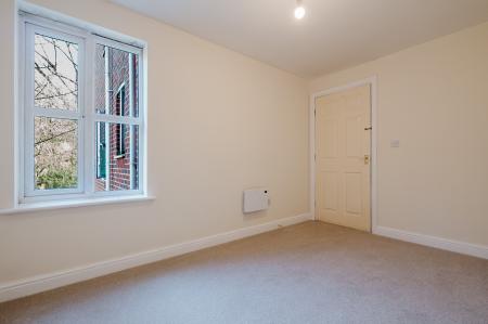 2 bedroom Apartment for sale in Roch Bank, Manchester, Blackley, M9