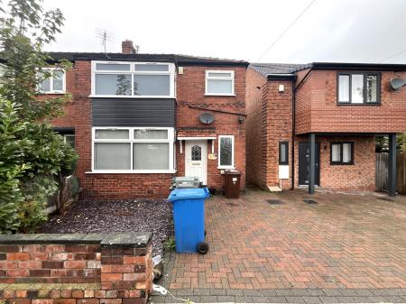 Lancaster Avenue, Whitefield, M45