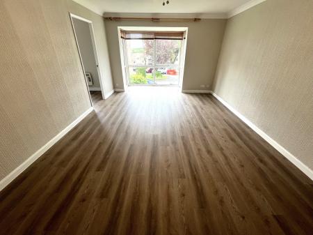 1 bedroom Flat to let in Lowther Road, Prestwich, M25