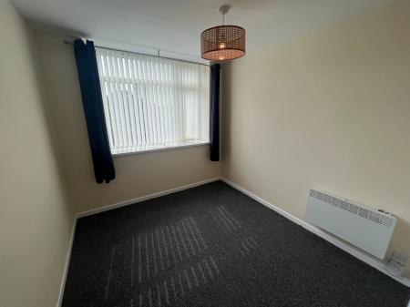 3 bedroom Flat to let in Middleton Road, Manchester, M8
