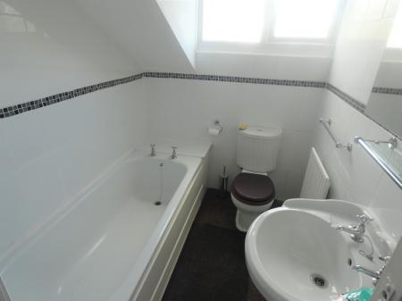 1 bedroom Flat to let in Hope Road, Prestwich, M25