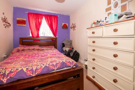 2 bedroom Flat for sale in Deanery Court, Cheetham Hill, M8