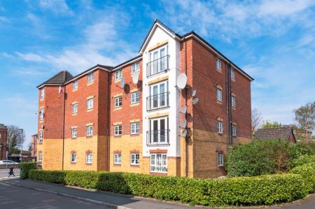 2 bedroom Flat for sale in Keane Court, Manchester, Cheetham Hill, M8
