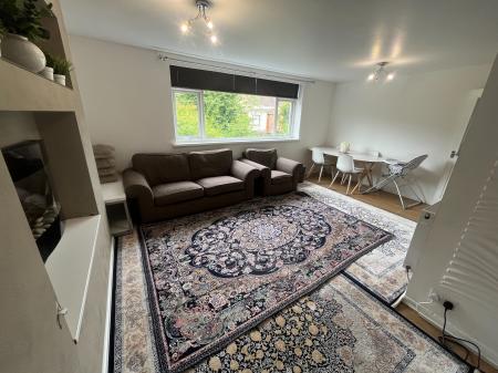2 bedroom Ground floor maisonette for sale in Rochdale Road, Manchester, Blackley, M9