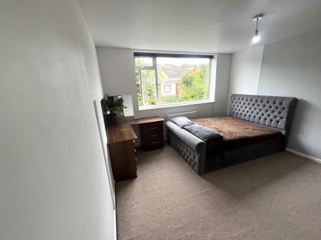 2 bedroom Ground floor maisonette for sale in Rochdale Road, Manchester, Blackley, M9