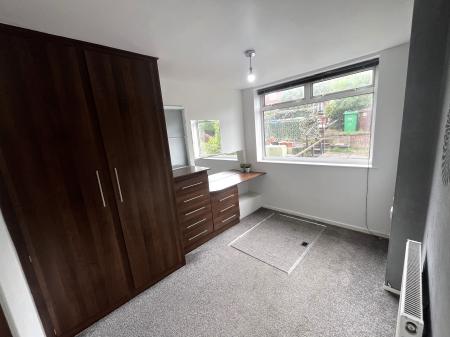 2 bedroom Ground floor maisonette for sale in Rochdale Road, Manchester, Blackley, M9