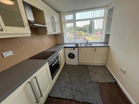 3 bedroom Apartment to let in Middleton Road, Manchester, M8
