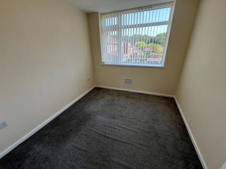 3 bedroom Apartment to let in Middleton Road, Manchester, M8