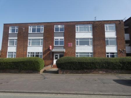 3 bedroom Apartment to let in Middleton Road, Manchester, M8
