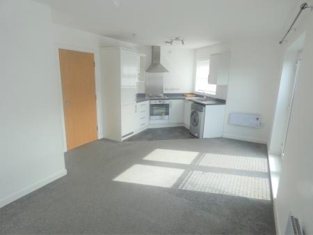 1 bedroom Flat to let in Ivy Graham Cl, Newton Heath, M40