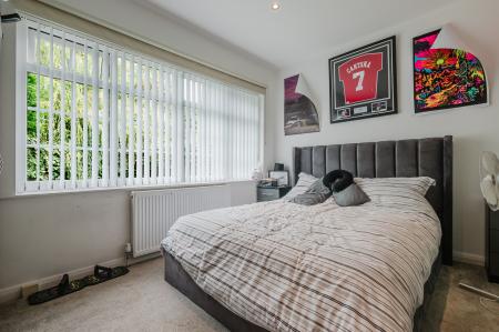 5 bedroom Bungalow for sale in Hillingdon Road, Whitefield, M45