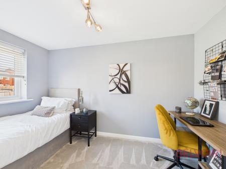 3 bedroom Semi-detached house to let in Curie Close, Forest Town, NG19