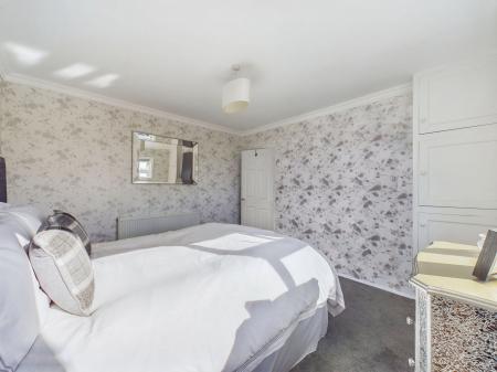 3 bedroom Detached house to let in Beck Lane, Sutton-in-Ashfield, NG17