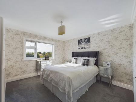 3 bedroom Detached house to let in Beck Lane, Sutton-in-Ashfield, NG17