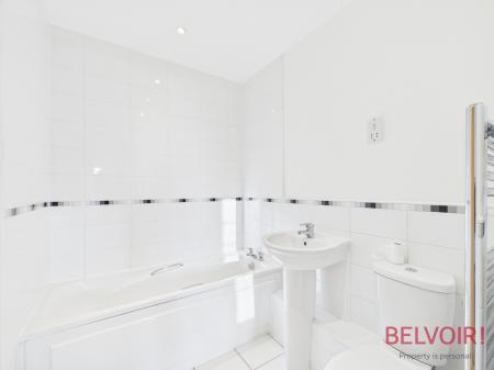 3 bedroom Penthouse to let in Lochbuie Court, Mansfield, NG18