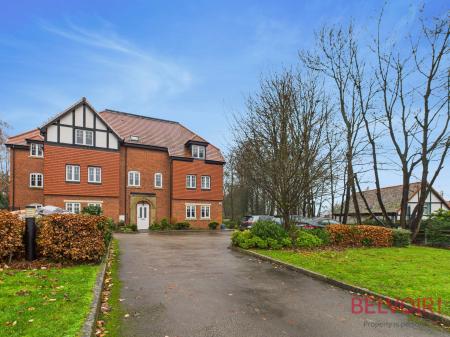 3 bedroom Penthouse to let in Lochbuie Court, Mansfield, NG18