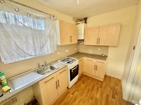 2 bedroom Terraced House to let in North Road, Clowne, S43