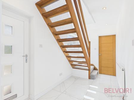 3 bedroom Detached house to let in Cheriton Drive, Ravenshead, NG15