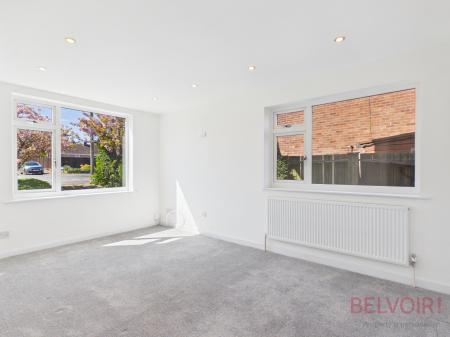 3 bedroom Detached house to let in Cheriton Drive, Ravenshead, NG15