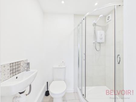 3 bedroom Detached house to let in Cheriton Drive, Ravenshead, NG15