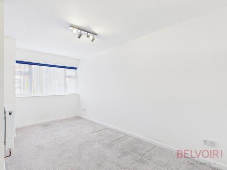 3 bedroom Detached house to let in Cheriton Drive, Ravenshead, NG15