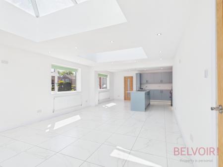 3 bedroom Detached house to let in Cheriton Drive, Ravenshead, NG15