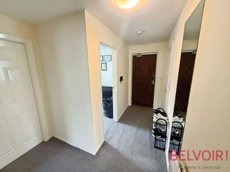 2 bedroom Flat to let in Orwin House, Shirebrook, NG20