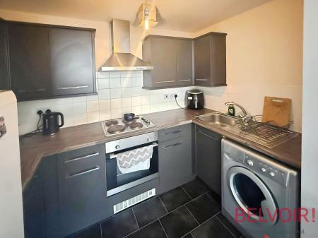 2 bedroom Flat to let in Orwin House, Shirebrook, NG20