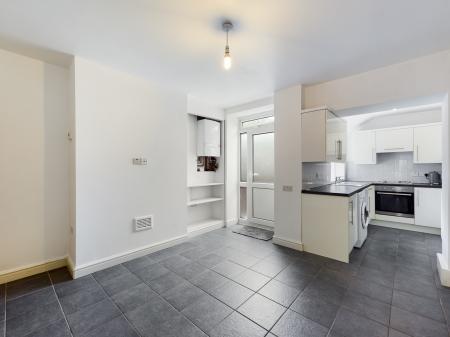 3 bedroom Terraced House to let in Charles Street, Mansfield Woodhouse, NG19