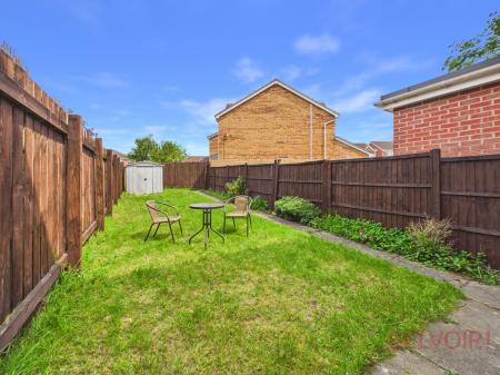 2 bedroom Terraced House to let in Marley Bank, Mansfield, NG18
