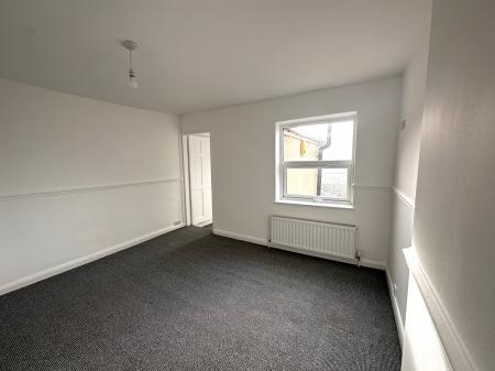 3 bedroom End of terrace house to let in Co-Operative Street, Sutton-in-Ashfield, NG17