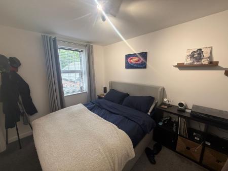 2 bedroom Flat to let in Highlanders Hill, Mansfield, NG18