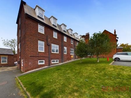 Highlanders Hill, Mansfield, NG18