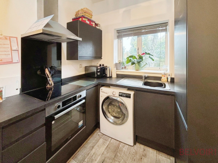 1 bedroom Maisonette to let in Highlanders Hill, Mansfield, NG18