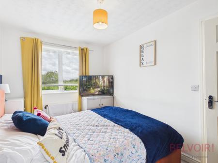 3 bedroom Semi-detached house to let in The Hawthorns, Kirkby-in-Ashfield, NG17