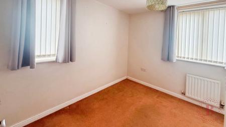 2 bedroom Flat to let in Wood Street, Warsop, NG20