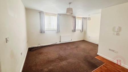 2 bedroom Flat to let in Wood Street, Warsop, NG20