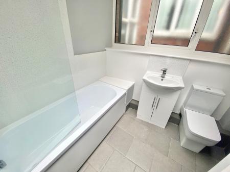 1 bedroom Flat to let in Clerkson Street, Mansfield, NG18