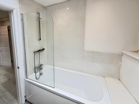 1 bedroom Flat to let in Clerkson Street, Mansfield, NG18