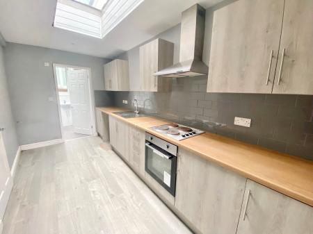 1 bedroom Flat to let in Clerkson Street, Mansfield, NG18