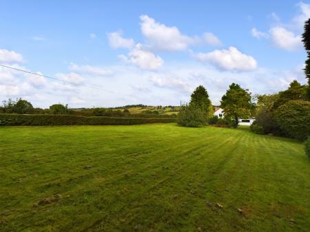 2 bedroom Cottage to let in Top Road, Blidworth, NG21