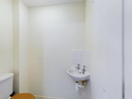 2 bedroom Cottage to let in Woodhouse Road, Mansfield, NG18