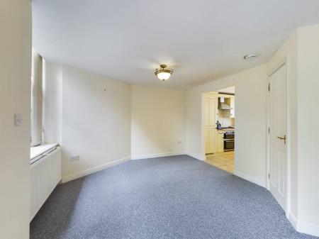 2 bedroom Cottage to let in Woodhouse Road, Mansfield, NG18