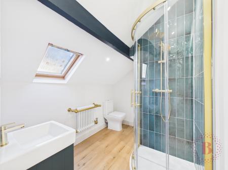 3 bedroom End of terrace house to let in Belvoir Street, Hucknall, NG15