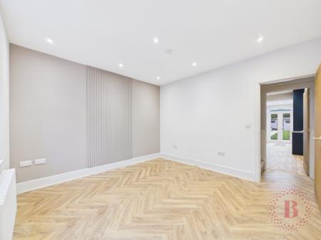 3 bedroom End of terrace house to let in Belvoir Street, Hucknall, NG15
