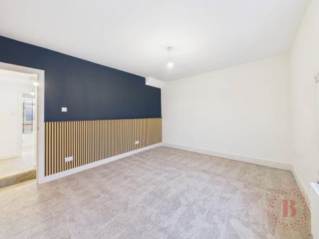 3 bedroom End of terrace house to let in Belvoir Street, Hucknall, NG15