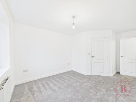 3 bedroom Semi-detached house to let in Highfield Avenue, Langwith, NG20